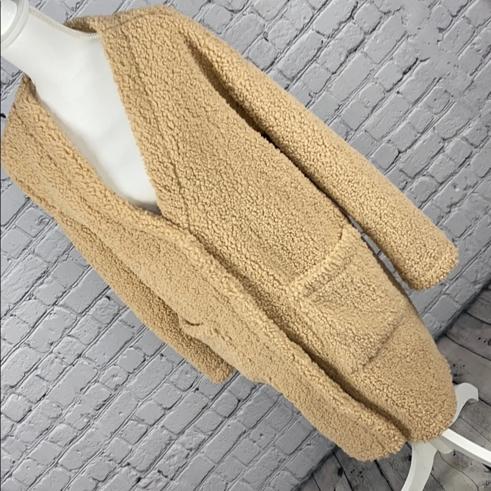 NWT Astr tan faux Sherpa coat small - Picture 1 of 5